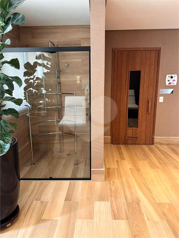 Apartamento à venda com 4 quartos, sendo 3 suítes,  em Parque São Jorge, São Paulo, SP