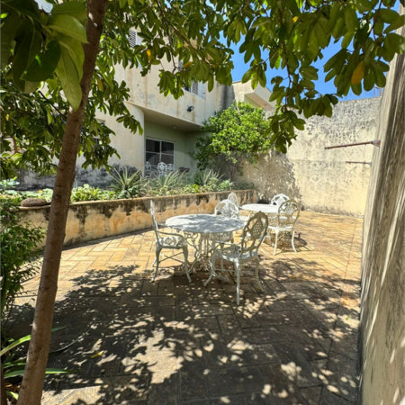 Casa à venda com 4 quartos, sendo 1 suíte,  em Vila Romão, Salto, SP
