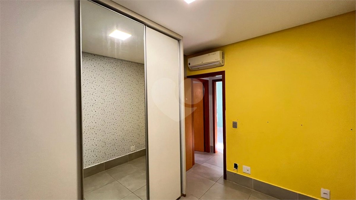 Apartamento à venda com 3 quartos, sendo 1 suíte, no Centro-norte, Cuiabá, MT