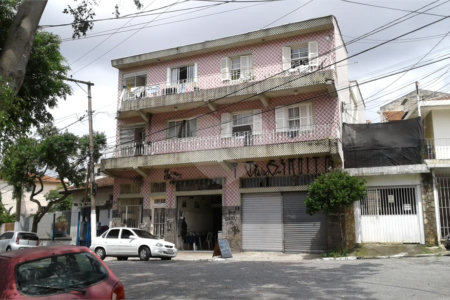 Prédio à venda com 3 quartos, sendo 2 suítes, em Vila Nivi, São Paulo, SP