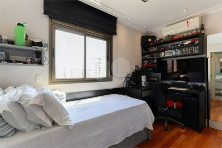 Apartamento à venda com 4 suítes em Santana, São Paulo, SP