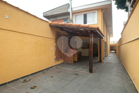 Sobrado à venda com 4 quartos, sendo 1 suíte,  em Jardim Peri Peri, São Paulo, SP