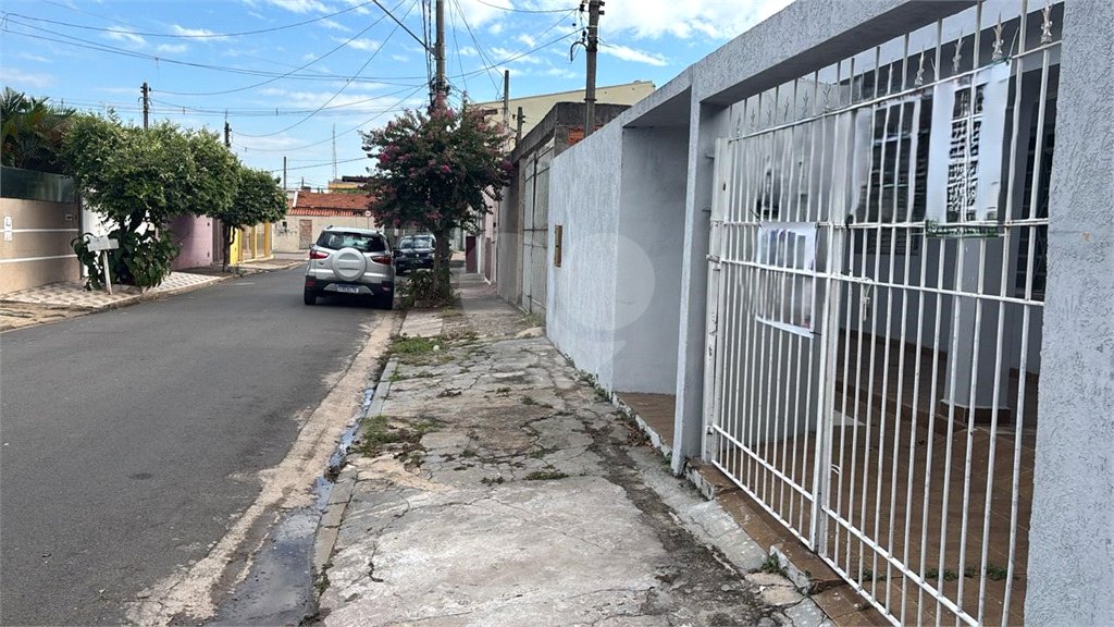 Casa à venda com 3 quartos em Vila Costa e Silva, Indaiatuba, SP