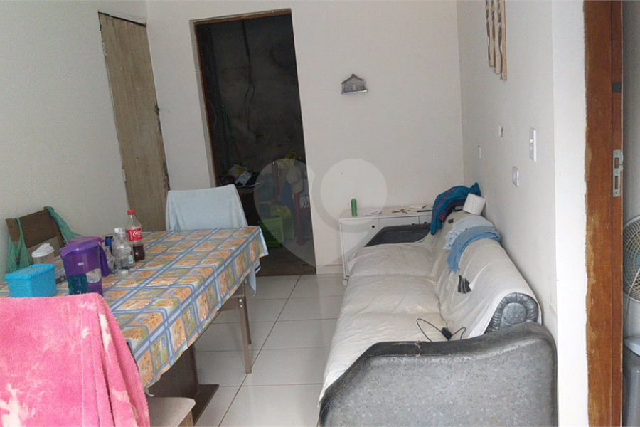Terreno à venda com 4 quartos, sendo 1 suíte, em Parada Inglesa, São Paulo, SP