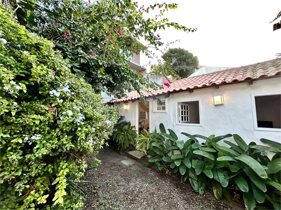 Casa à venda com 3 quartos em Ossos, Armação dos Búzios, RJ