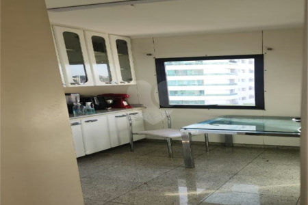 Apartamento à venda com 4 quartos, sendo 2 suítes,  em Indianópolis, São Paulo, SP