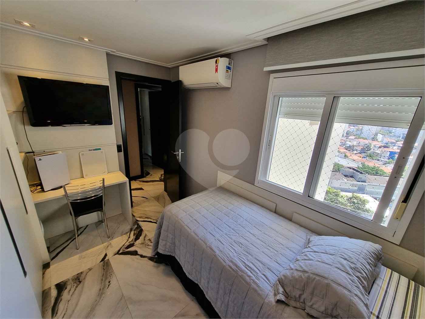 Apartamento à venda com 4 quartos, sendo 2 suítes, em Santana, São Paulo, SP