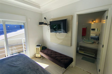 Casa à venda com 3 quartos, sendo 1 suíte,  em Horto Santo Antonio, Jundiaí, SP
