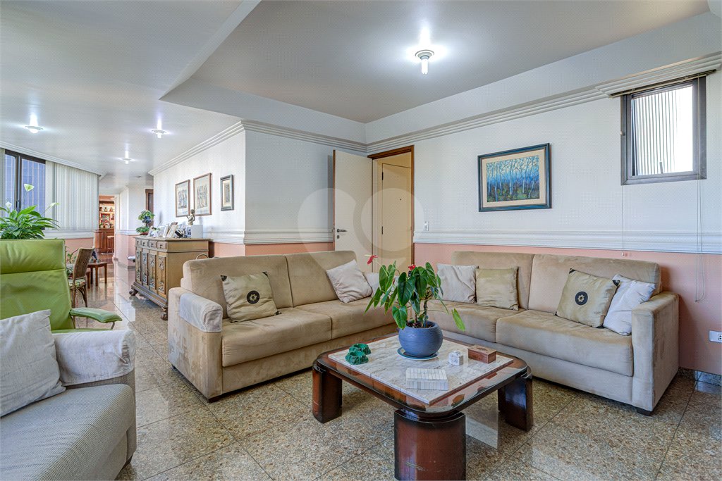 Apartamento à venda com 4 suítes em Moema, São Paulo, SP