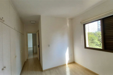Apartamento à venda com 3 quartos, sendo 1 suíte, em Vila Indiana, São Paulo, SP