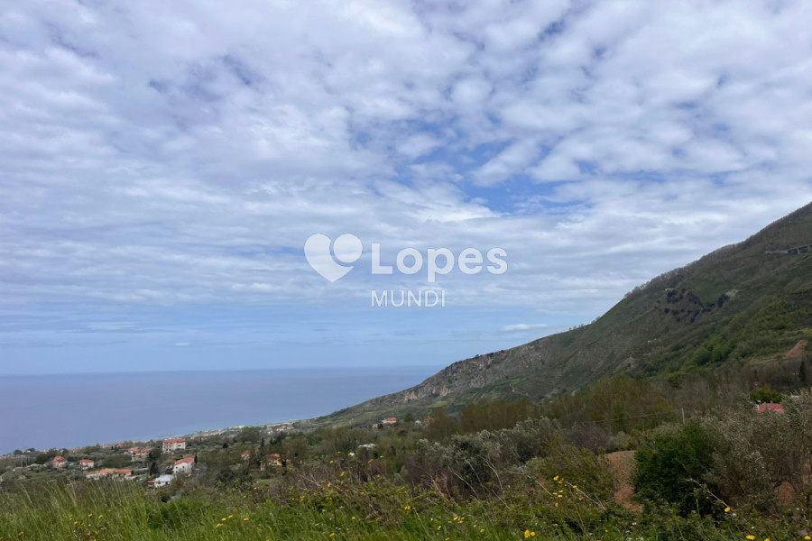 Terreno à venda em San Lucido, Cosenza, Itália – 1.700 m² e vista para o mar