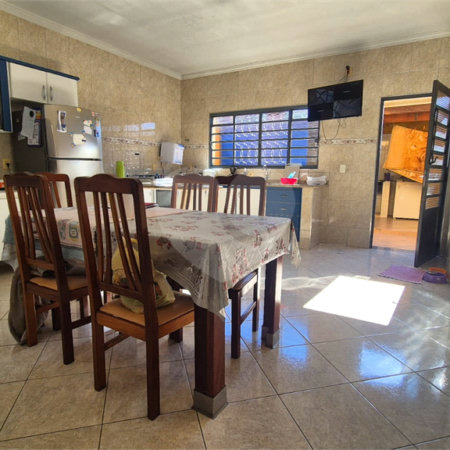Casa à venda com 3 quartos, sendo 1 suíte, em Vila Angélica, Sorocaba, SP