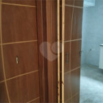 Casa à venda com 3 quartos, sendo 1 suíte, no condomínio Residencial Jardim das Palmas, São Paulo - SP