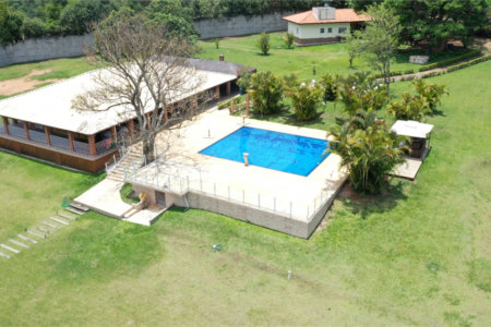 Chácara à venda com 10 quartos, sendo 16 suítes, em Chácaras do Pinhal (pinhal), Cabreúva, SP
