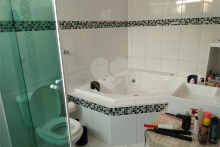 Casa à venda com 4 quartos, sendo 1 suíte, em Jardim Bela Vista, Itapetininga, SP