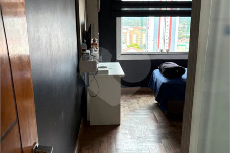 Casa à venda com 4 suítes em Vila Lavínia, Mogi das Cruzes, SP