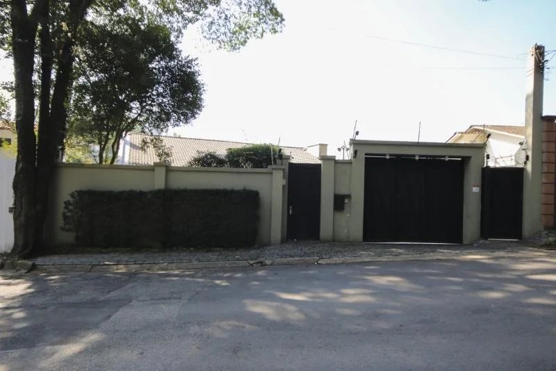 Casa à venda com 3 quartos, sendo 2 suítes,  em Vila Tramontano, São Paulo, SP
