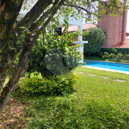 Casa à venda com 4 suítes no condomínio Ville Bourghese, São Paulo - SP