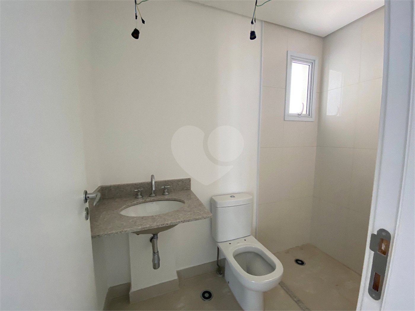 Apartamento à venda com 2 quartos, sendo 1 suíte,  em Santana, São Paulo, SP