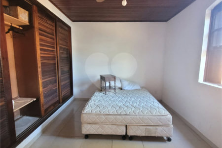 Casa à venda com 4 quartos, sendo 2 suítes, em Ferradura, Armação dos Búzios, RJ