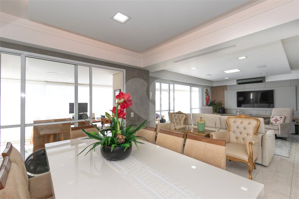 Apartamento à venda com 4 quartos, sendo 3 suítes,  em Vila Romana, São Paulo, SP