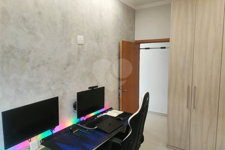 Casa à venda com 3 suítes em Jardim dos Flamboyants, Araraquara, SP