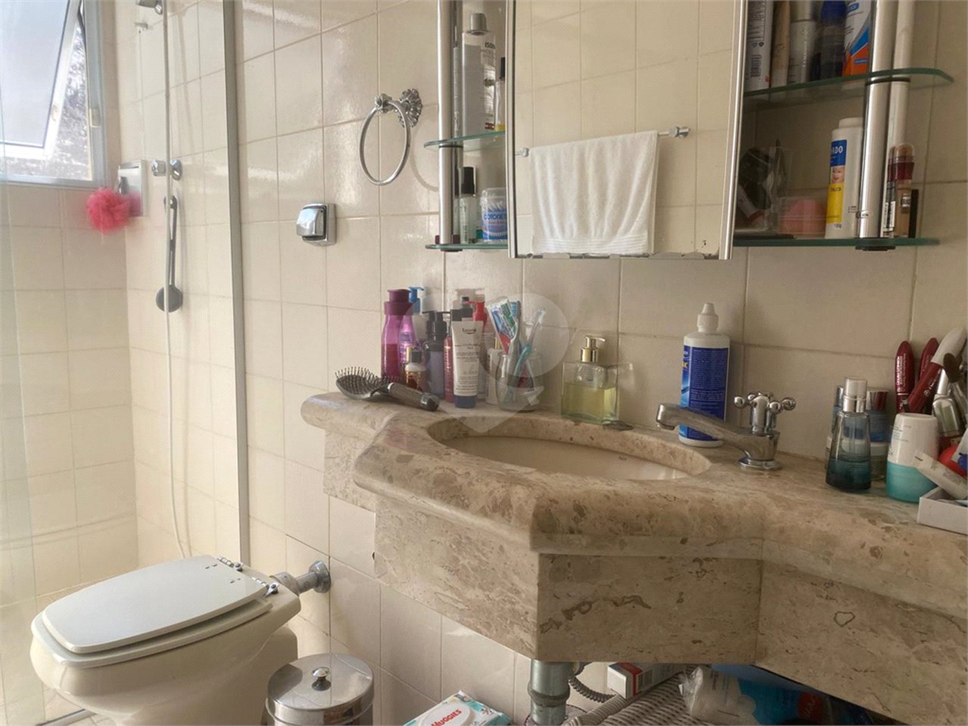 Sobrado à venda com 3 quartos, sendo 1 suíte,  em Vila Ipojuca, São Paulo, SP