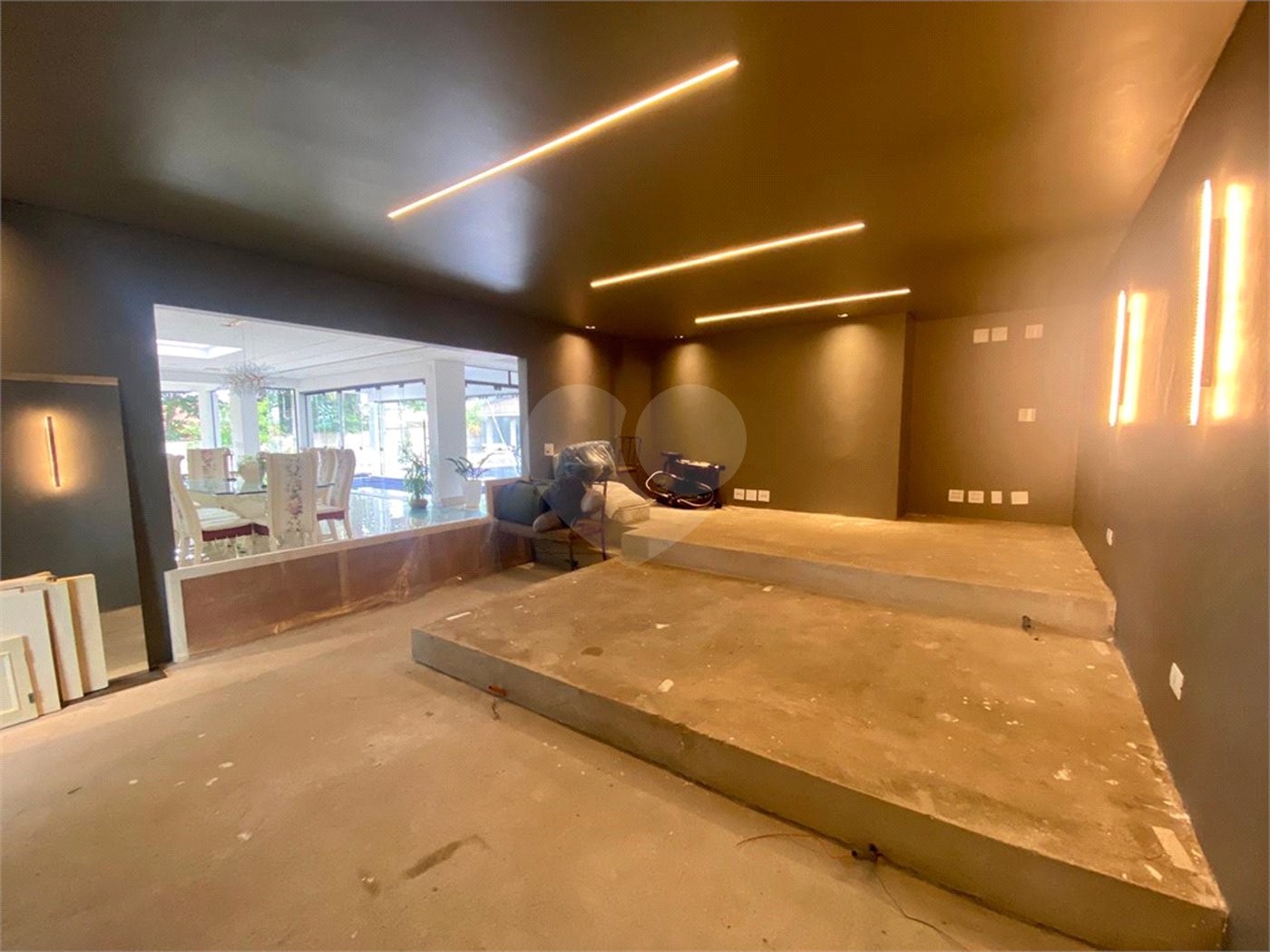 Casa para alugar com 5 quartos, sendo 3 suítes,  em Samambaia Parque Residencial, Atibaia, SP