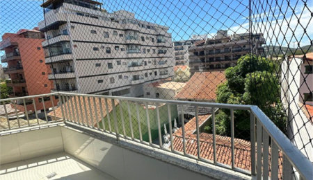 Apartamento à venda com 3 quartos, sendo 1 suíte,  em Passagem, Cabo Frio, RJ