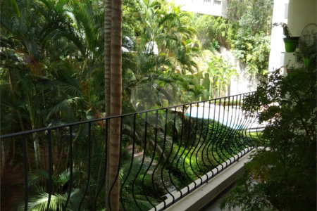 Apartamento à venda com 3 quartos, sendo 1 suíte,  em Real Parque, São Paulo, SP
