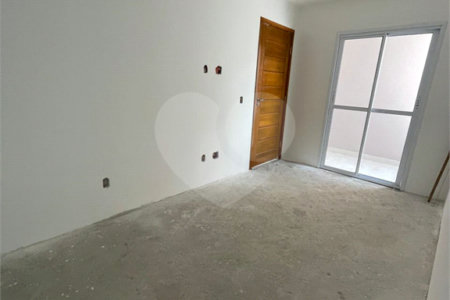 Casa à venda com 3 quartos, sendo 1 suíte, em Parque Vitória, São Paulo, SP
