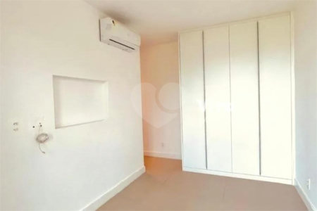 Cobertura à venda com 3 quartos, sendo 1 suíte,  em Gávea, Rio de Janeiro, RJ