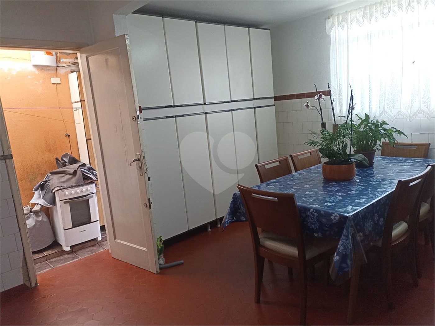 Sobrado à venda com 2 quartos em Tremembé, São Paulo, SP