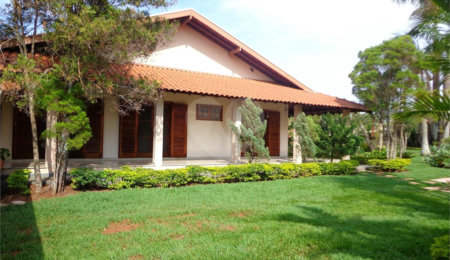 Chácara à venda com 5 quartos em Parque Planalto, Araraquara, SP