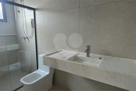 Casa à venda com 5 suítes no condomínio Parque Faber IV, São Carlos - SP