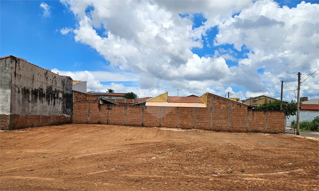 Terreno à venda em Residencial Cambuy, Araraquara, SP