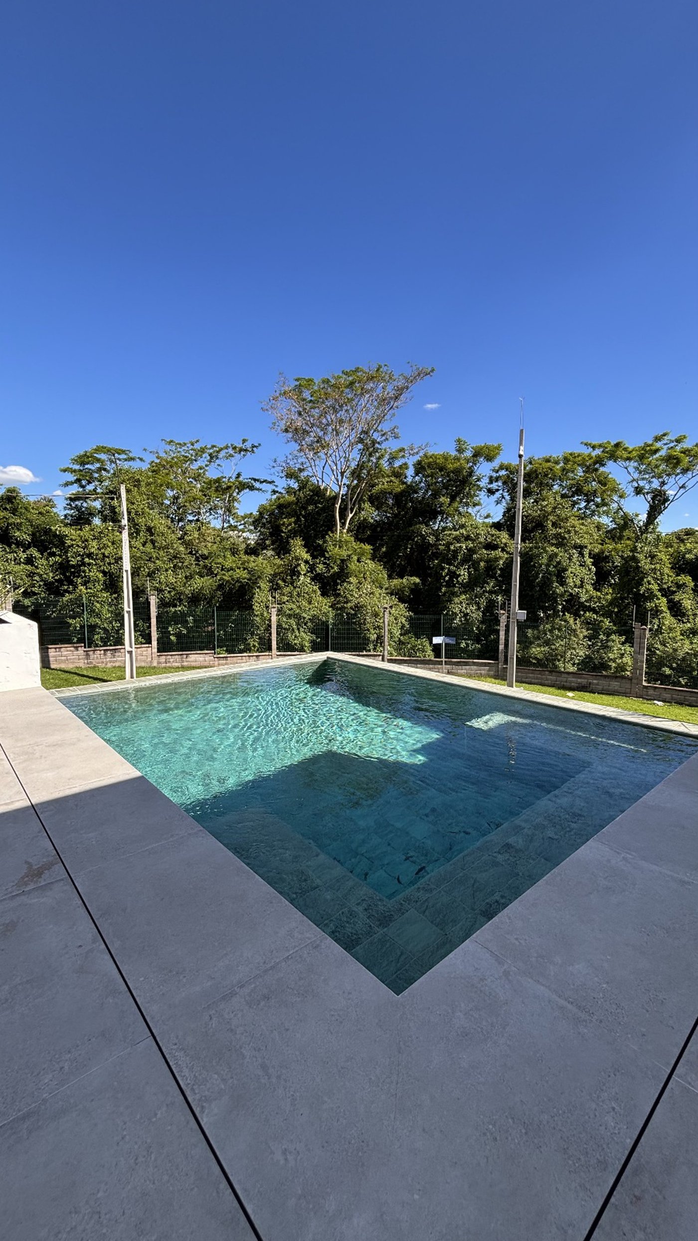 Casa à venda com 4 quartos, sendo 2 suítes, no condomínio Residencial Damha Belvedere, Presidente Prudente - SP