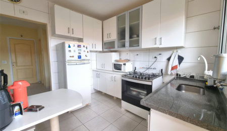 Casa à venda com 3 quartos, sendo 1 suíte,  no condomínio Village St. Louis, São Paulo - SP