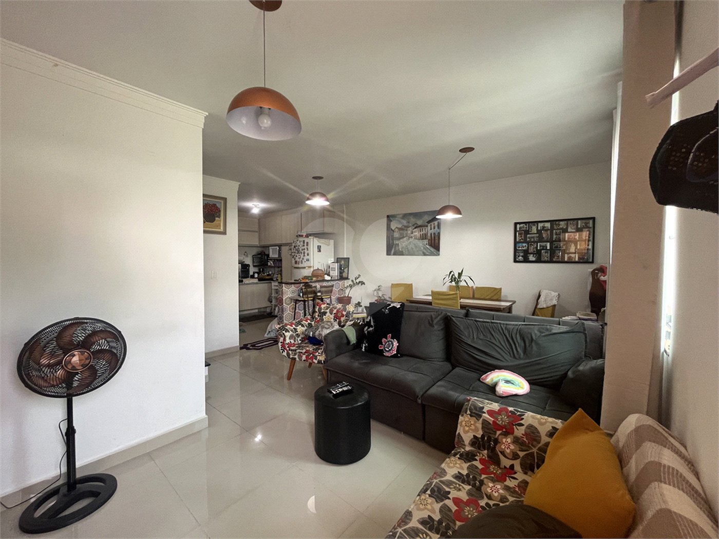 Casa à venda com 3 quartos, sendo 1 suíte,  no condomínio Capigaí, São Paulo - SP