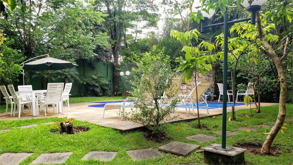 Casa à venda com 4 suítes no condomínio Espaço Natureza, São Paulo - SP
