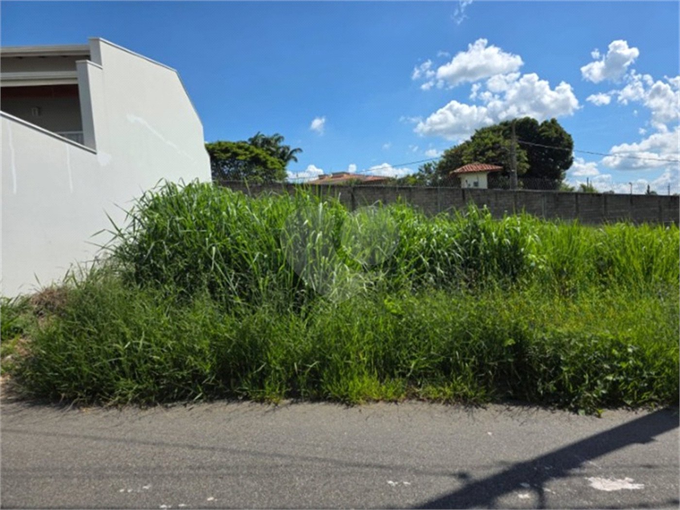 Terreno à venda com 1 suíte em Marambaia, Vinhedo, SP