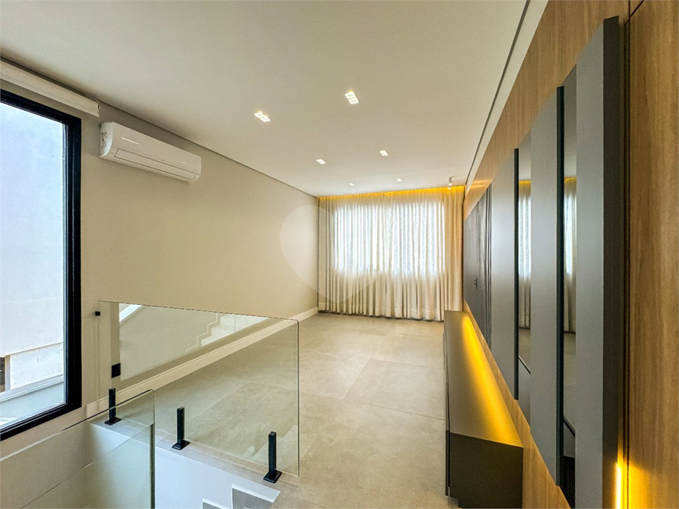 Casa à venda com 3 suítes no condomínio Jardim Vila Paradiso, Indaiatuba - SP
