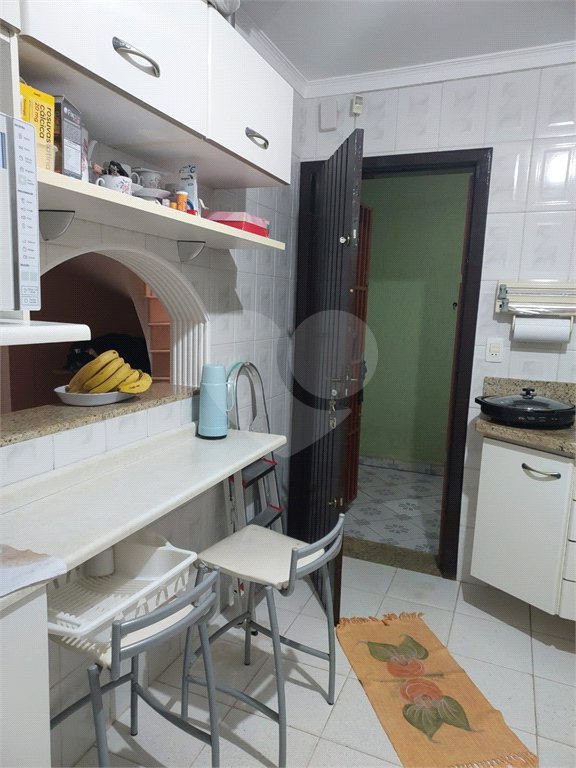 Casa à venda com 2 quartos, sendo 1 suíte, em Vila Maria de Maggi, Suzano, SP