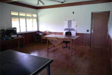 Chácara à venda com 5 quartos, sendo 3 suítes, em Chácaras São Bento, Valinhos, SP