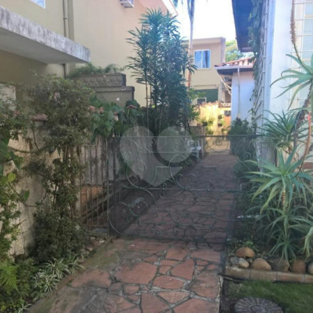 Casa Térrea à venda com 4 quartos, sendo 1 suíte,  em Planalto Paulista, São Paulo, SP
