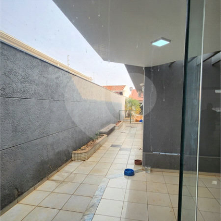 Casa à venda com 3 quartos, sendo 1 suíte, em Vila Harmonia, Araraquara, SP
