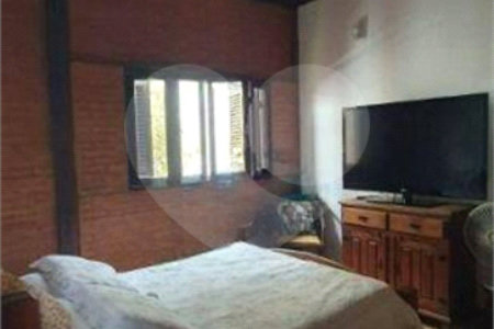 Casa à venda com 3 quartos, sendo 1 suíte, no condomínio Terras de São Francisco, Vinhedo - SP