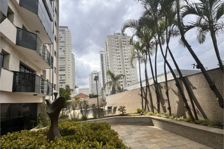 Apartamento à venda com 4 quartos, sendo 2 suítes, em Vila Regente Feijó, São Paulo, SP