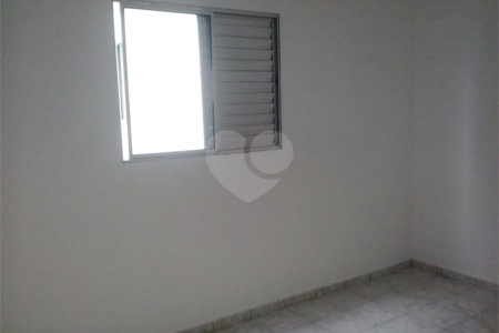 Apartamento à venda com 2 quartos em Vila Perracini, Poá, SP