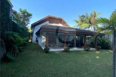 Casa à venda com 3 suítes em Fazenda Morumbi, São Paulo, SP